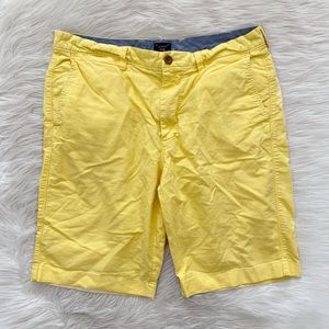 J. Crew 11” Mens Light Yellow Cotton Preppy Flat Front Bermuda Club Shorts